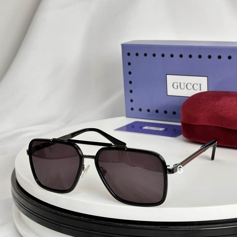 Gucci Sunglasses 913